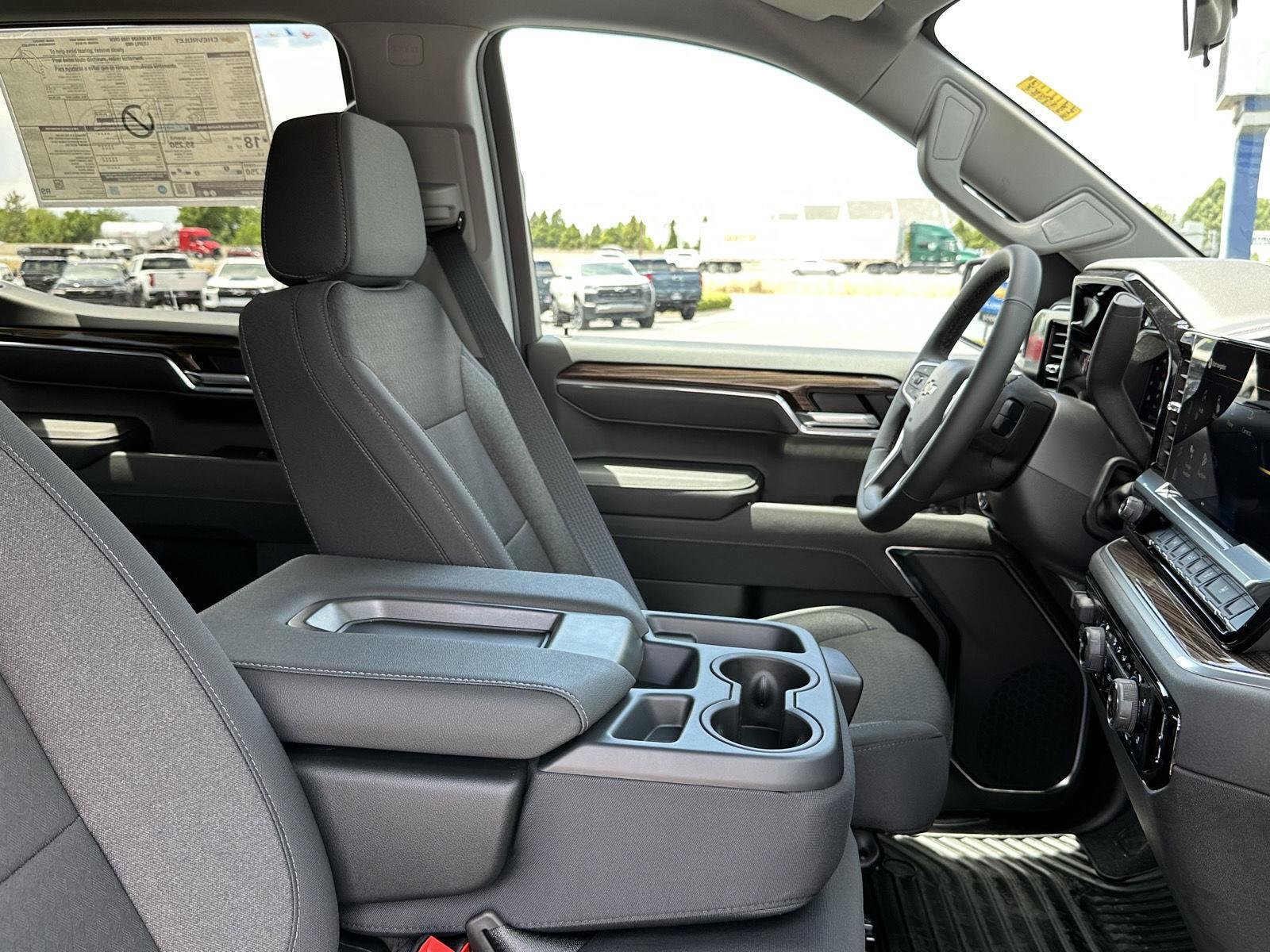 2026 Chevrolet Silverado 1500 LT - Photo 38