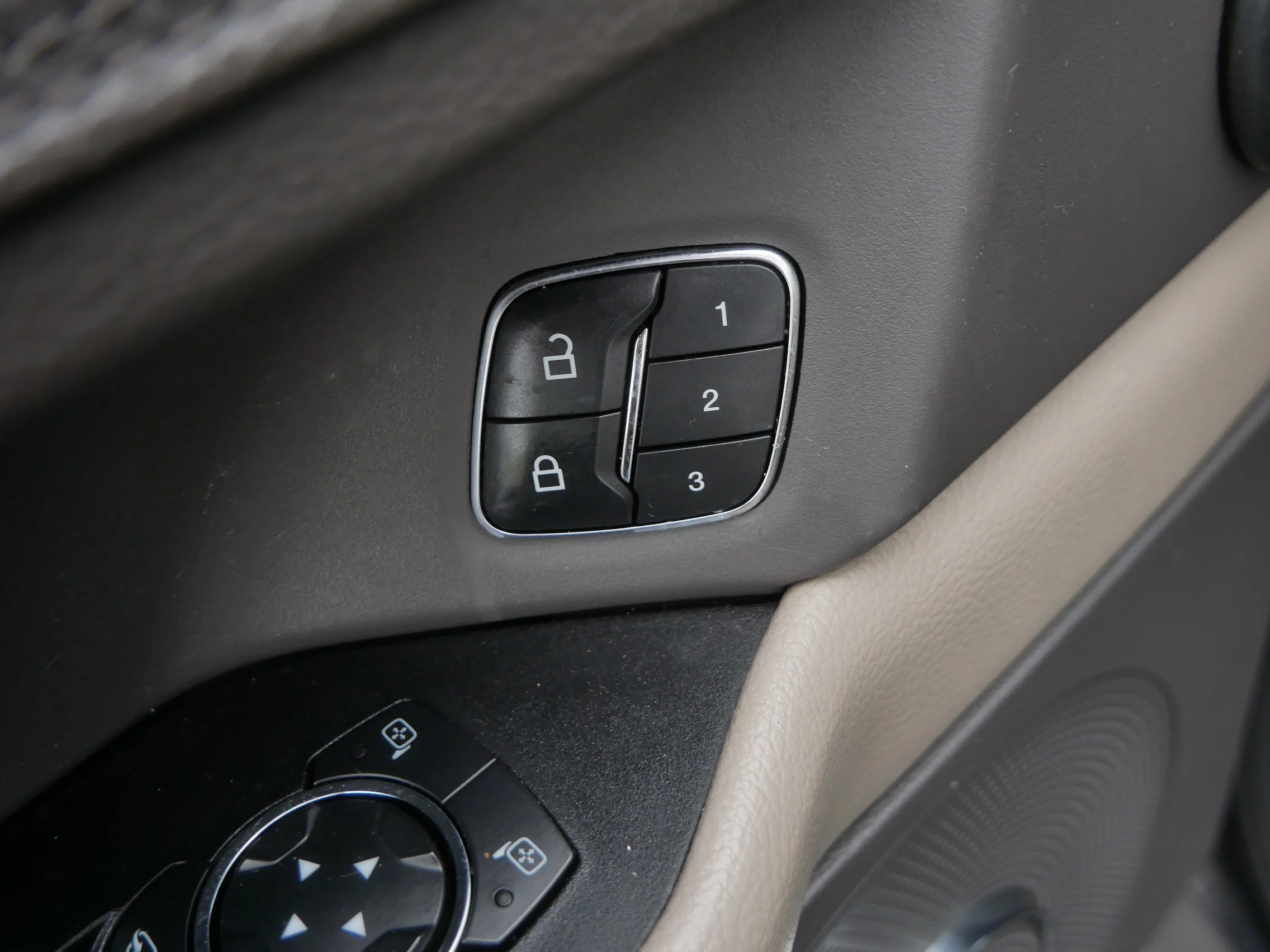 Used 2020 Agate Black Ford Limited image 25