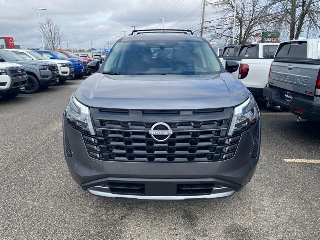 New 2026 Gun Metallic Nissan Platinum image 5