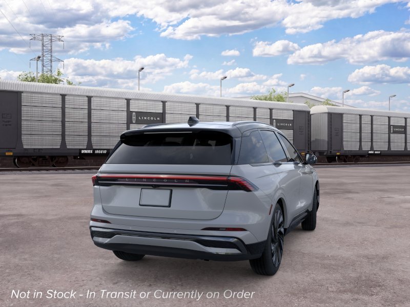 New 2026 Gray Matter Clearcoat Lincoln Reserve image 8