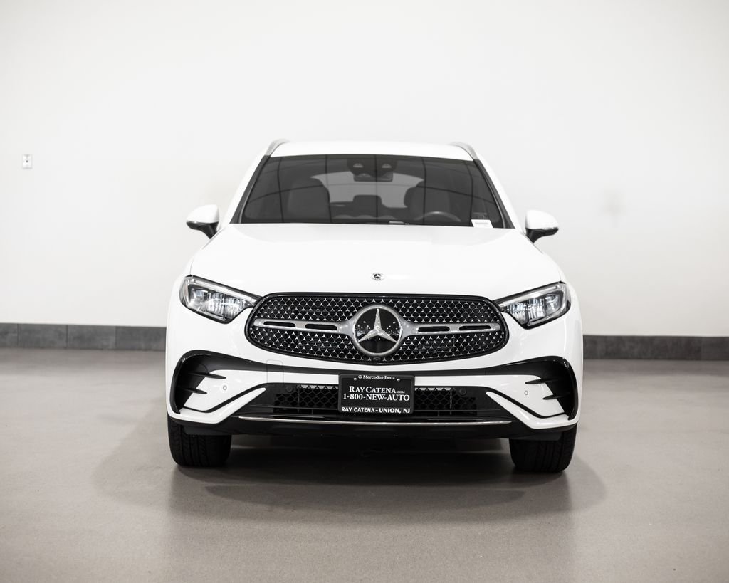 Certified Used 2025 White Mercedes-Benz GLC 350e image 2