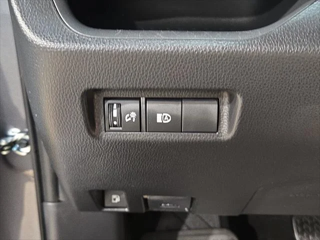 Certified Used 2025 MAGNETIC GRAY MET. Toyota  image 24