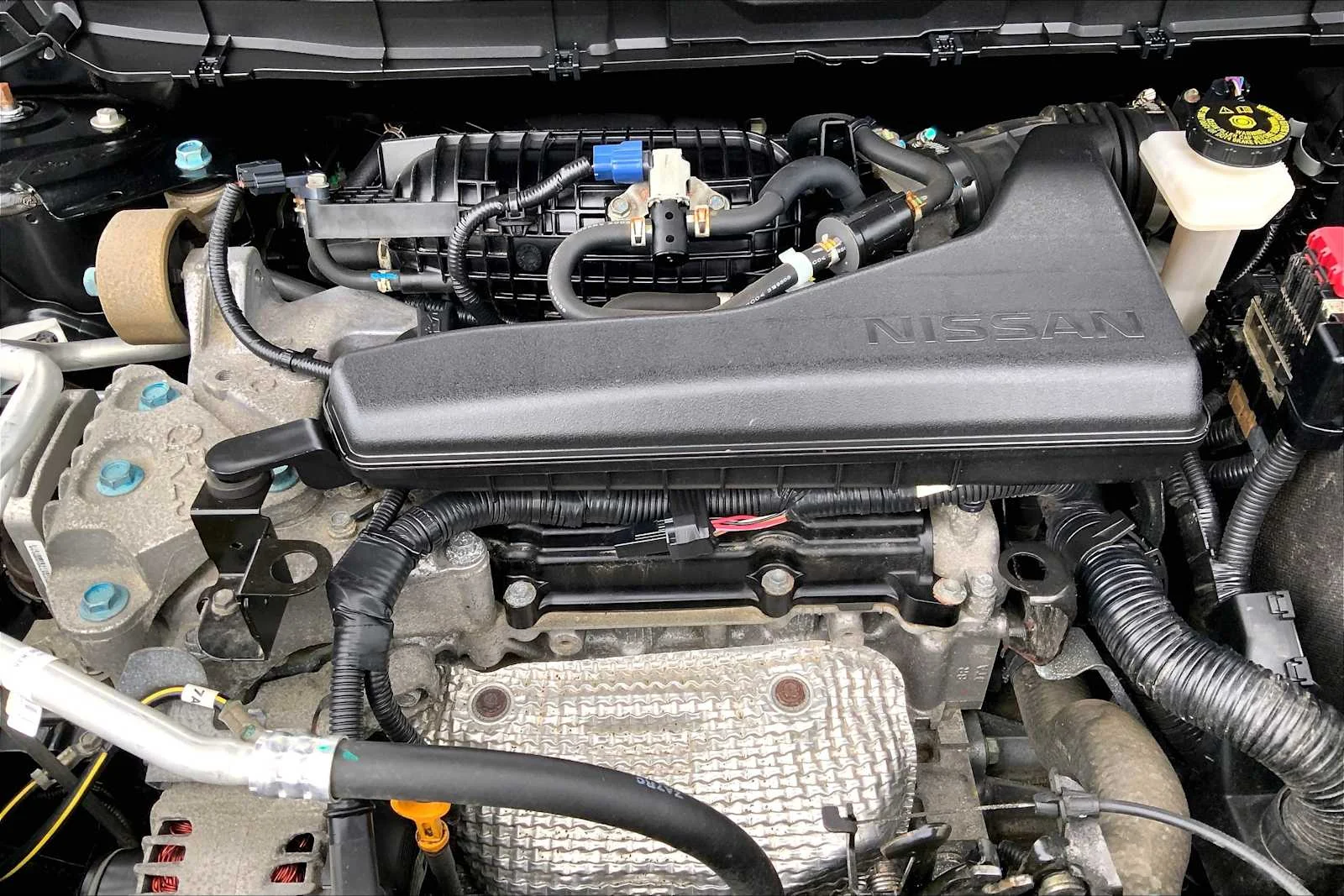Used 2020 Magnetic Black Pearl Nissan S image 29