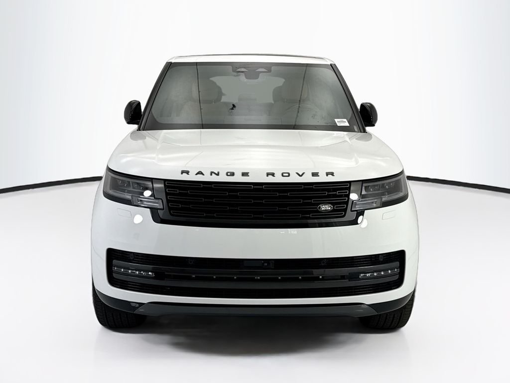 New 2026 Fuji White LAND ROVER SE 7 Seats image 2
