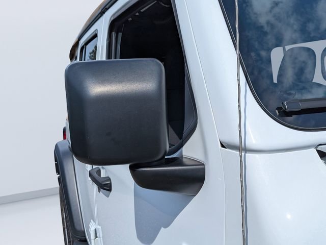 Used 2022 White Jeep Unlimited Sport S image 11