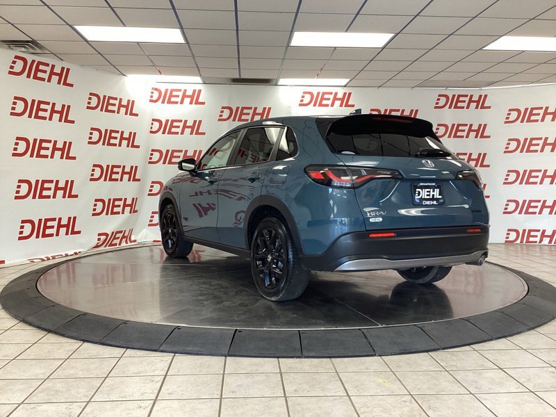 Used 2025  Honda Sport image 5
