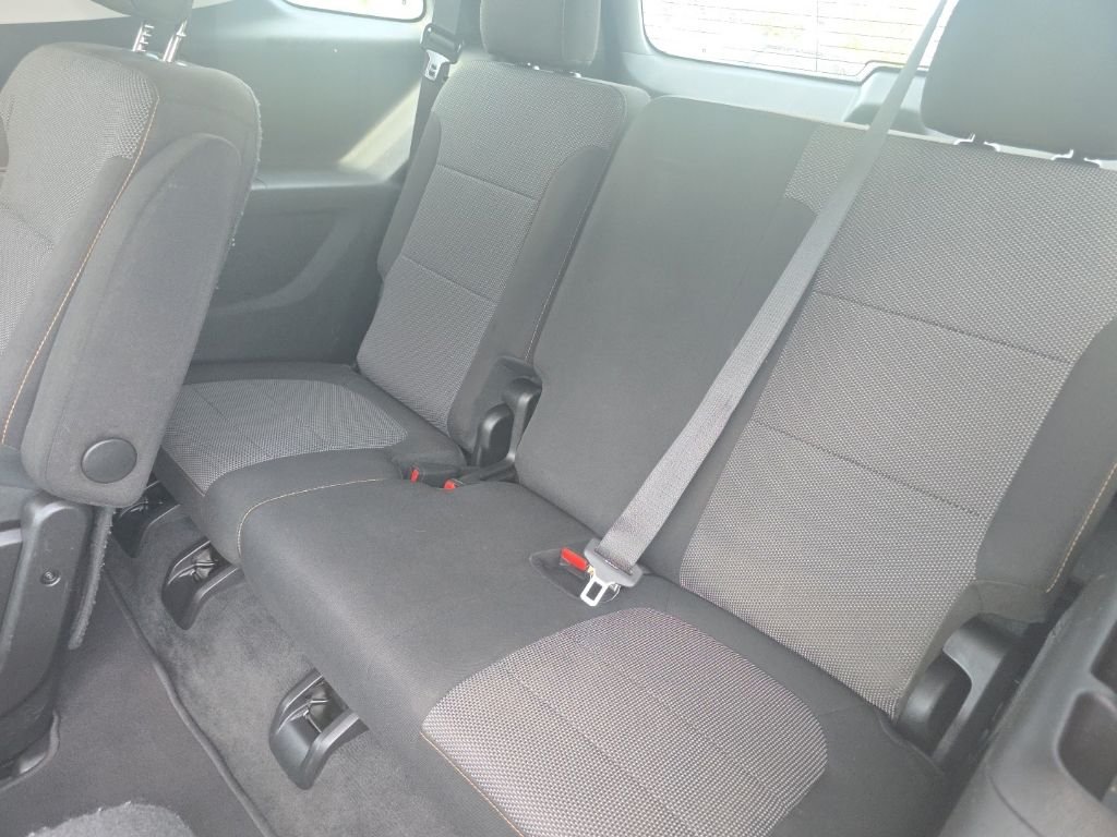 Used 2018 White Chevrolet LT image 21