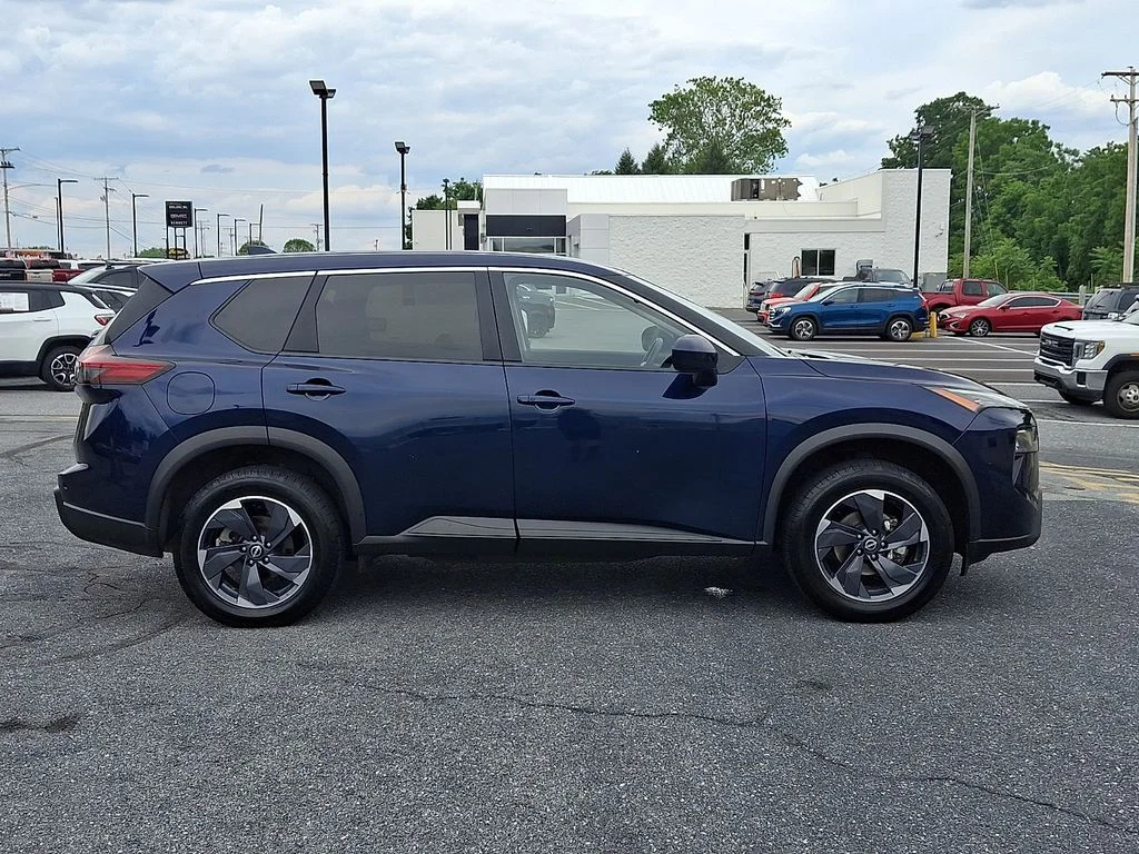 Used 2025 Blue Nissan SV image 7