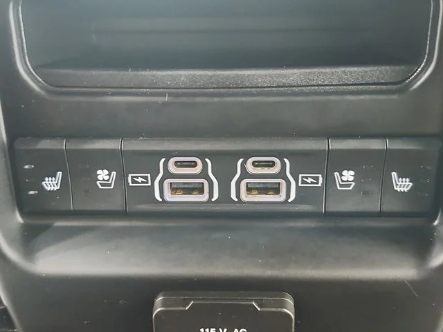 Used 2022 Black Ram Limited image 41