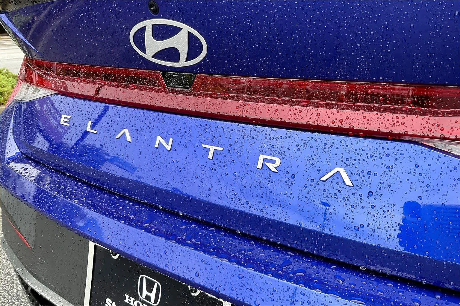 Used 2025 Intense Blue Hyundai SEL Sport image 10