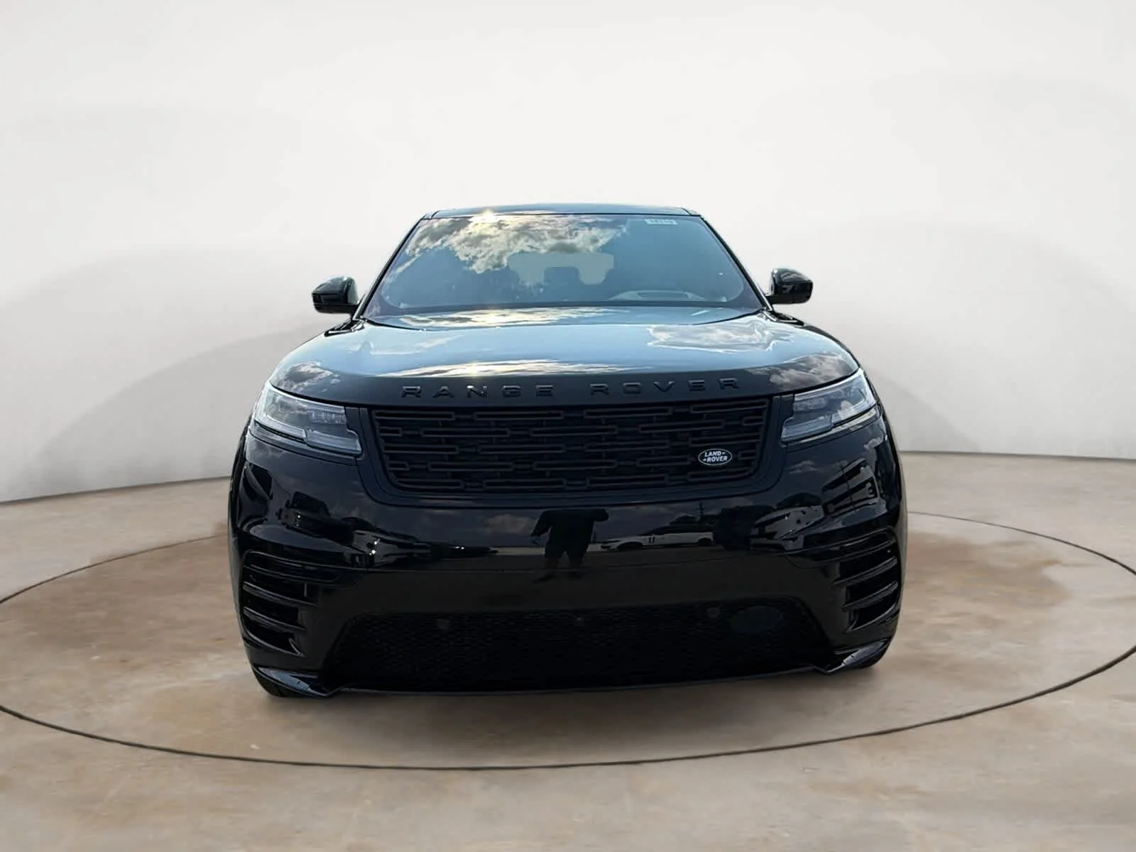 New 2026  Land Rover  image 8