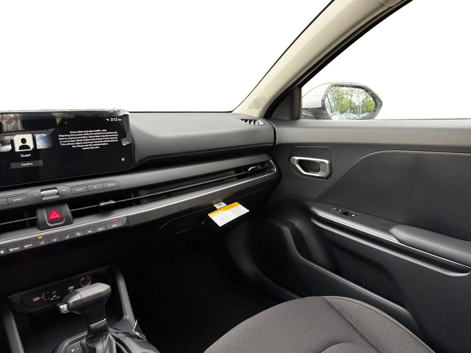 New 2026 Snow White Pearl Kia LXS image 19