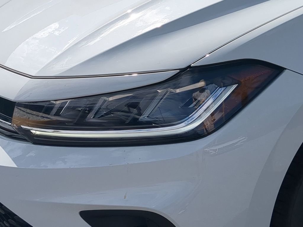 New 2026 White Volkswagen 1.5T Sport image 7