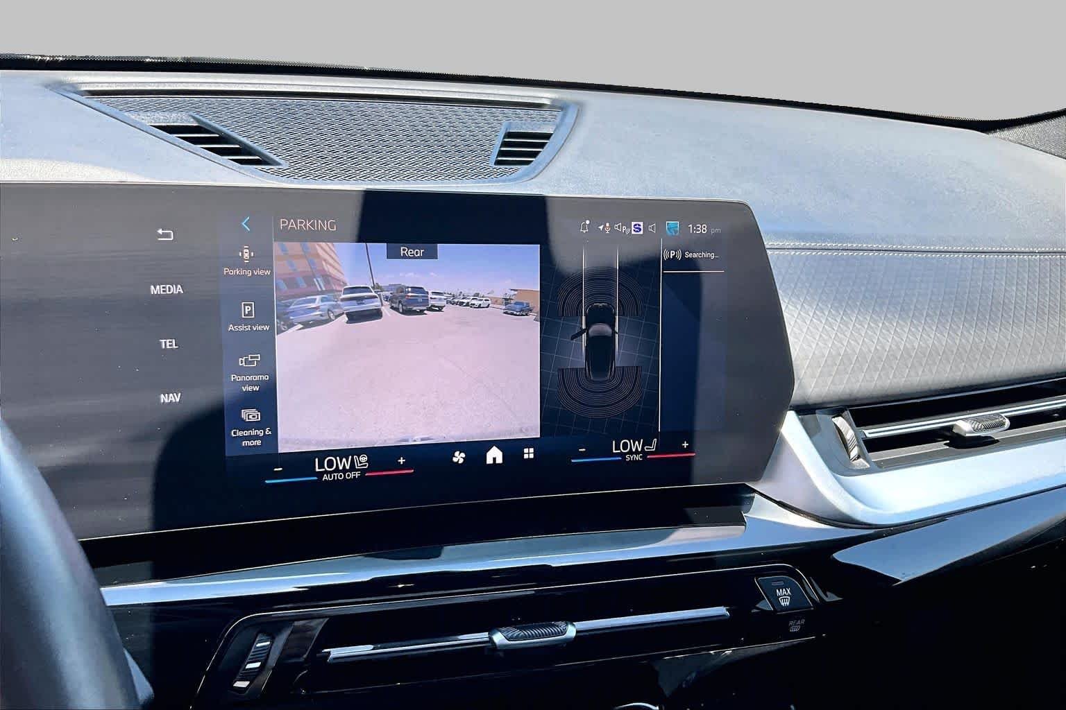 Used 2025  BMW xDrive28i image 26