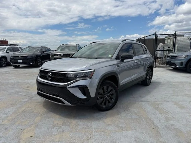 2023 Volkswagen Taos 1.5T S's photo