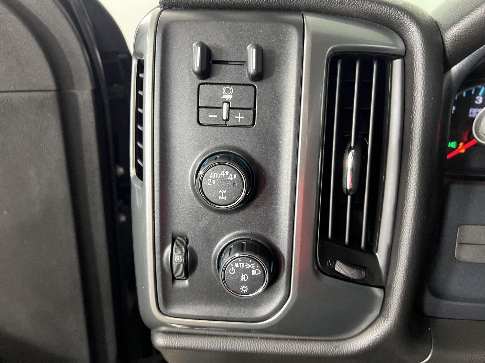 Used 2017 BLACK Chevrolet LT image 11