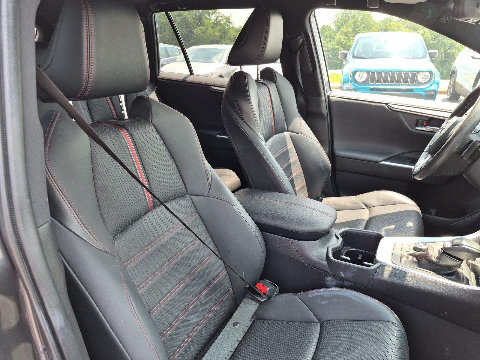 Used 2022  Toyota XSE image 37