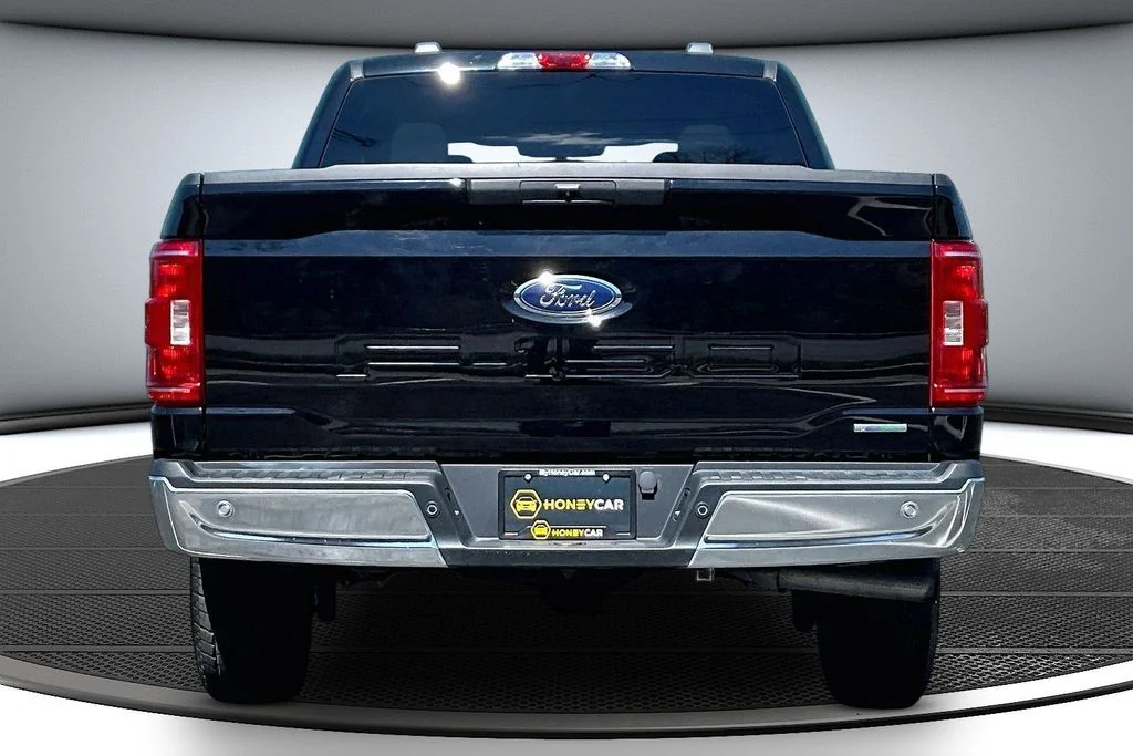 Certified Used 2022 Black Ford XLT image 5