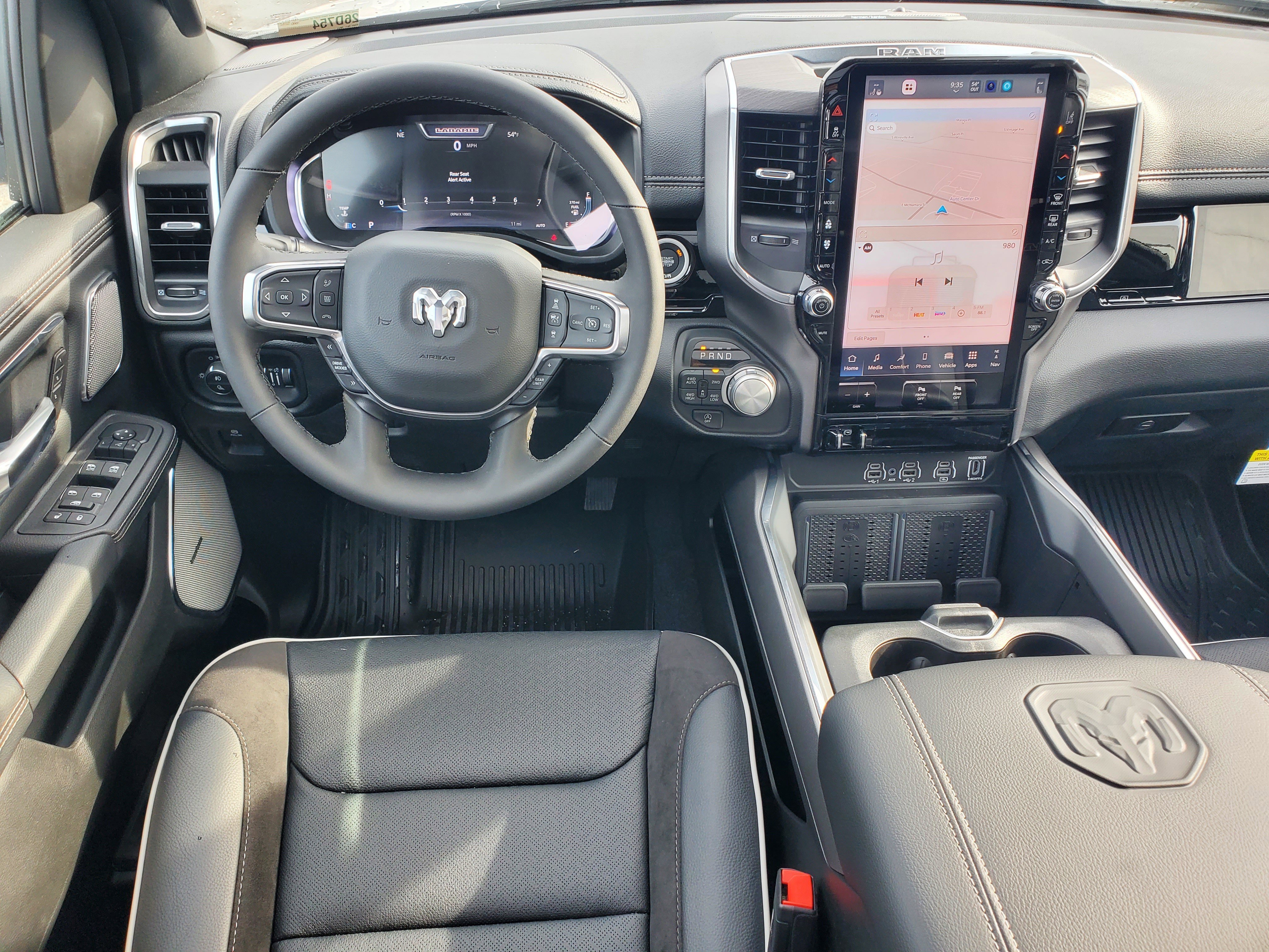 2026 RAM 1500 Laramie - Photo 17