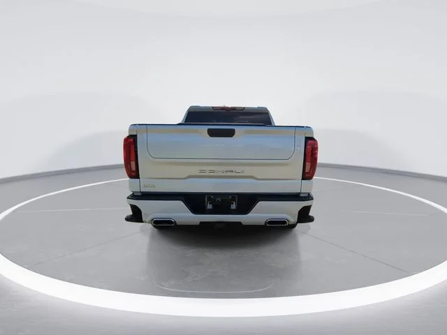 Used 2024 White GMC Denali image 7