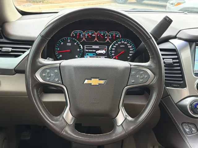 Used 2020 SUMMIT WHITE Chevrolet LT image 24
