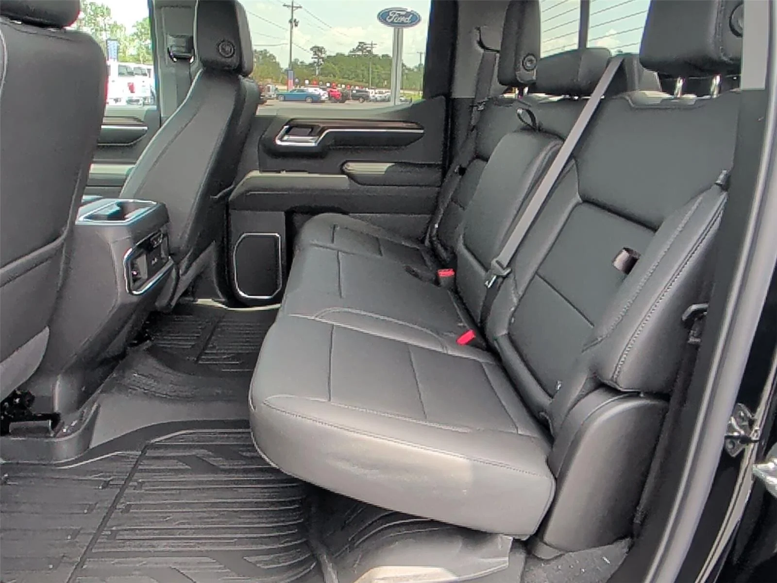 New 2026 Onyx Black GMC SLT image 36