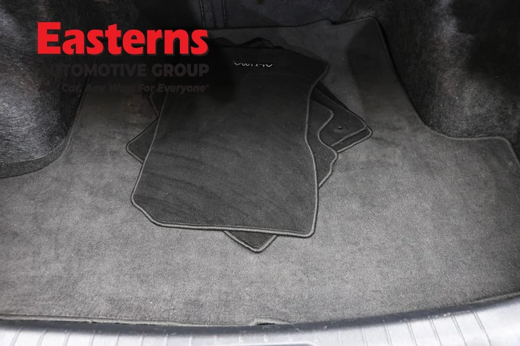 Used 2023 Gray Nissan 2.5 SV image 9
