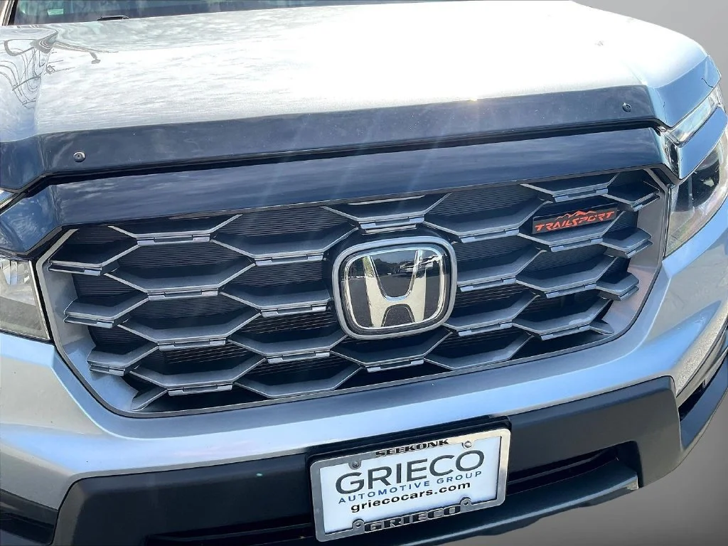 Used 2024 Lunar Silver Metallic Honda TrailSport image 34