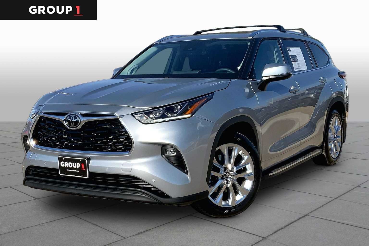 2025 Toyota Highlander Limited AWD's photo