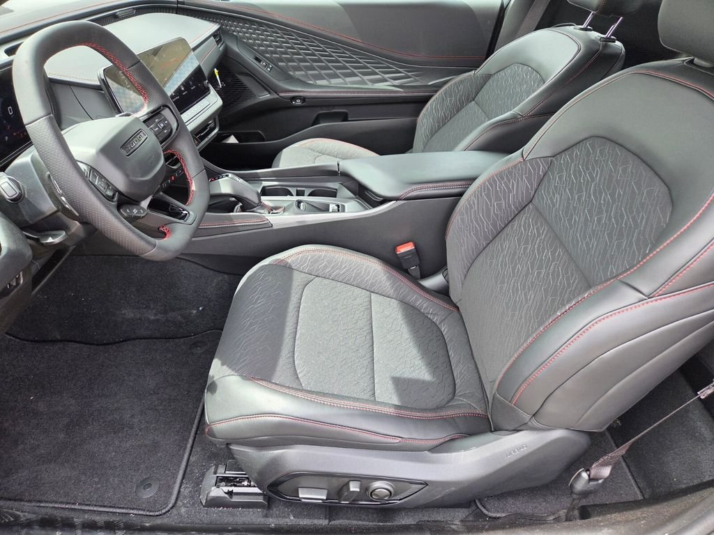 New 2026 Diamond Black Crystal Pearlcoat Dodge Scat Pack image 6