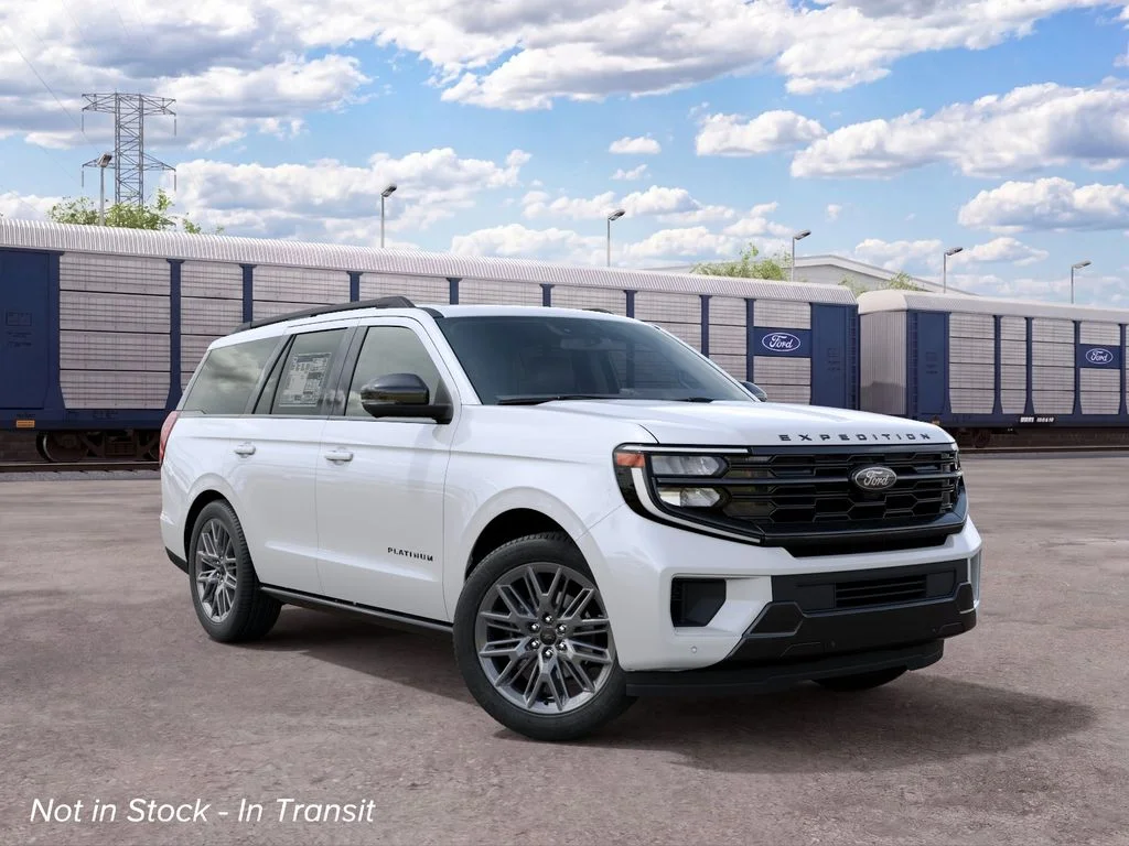 New 2027 White Ford Platinum image 1
