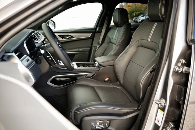 2026 Jaguar F-Pace R-Dynamic S - Photo 20