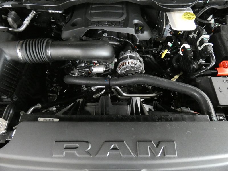 New 2027 Diamond Black Crystal Pearl-Coat Exterior Paint RAM Laramie Crew Cab 5