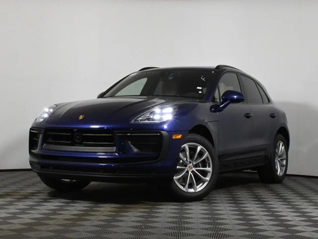 2025 Porsche Macan 