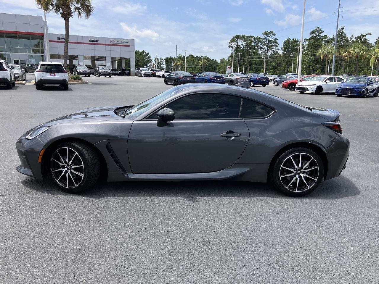 Used 2022 Gray (Pavement) Toyota Base image 2