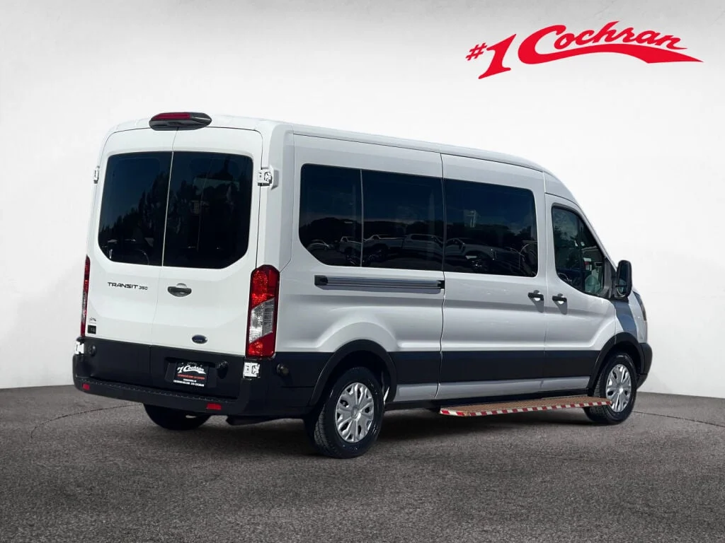 Used 2019 Oxford White Ford XL image 21