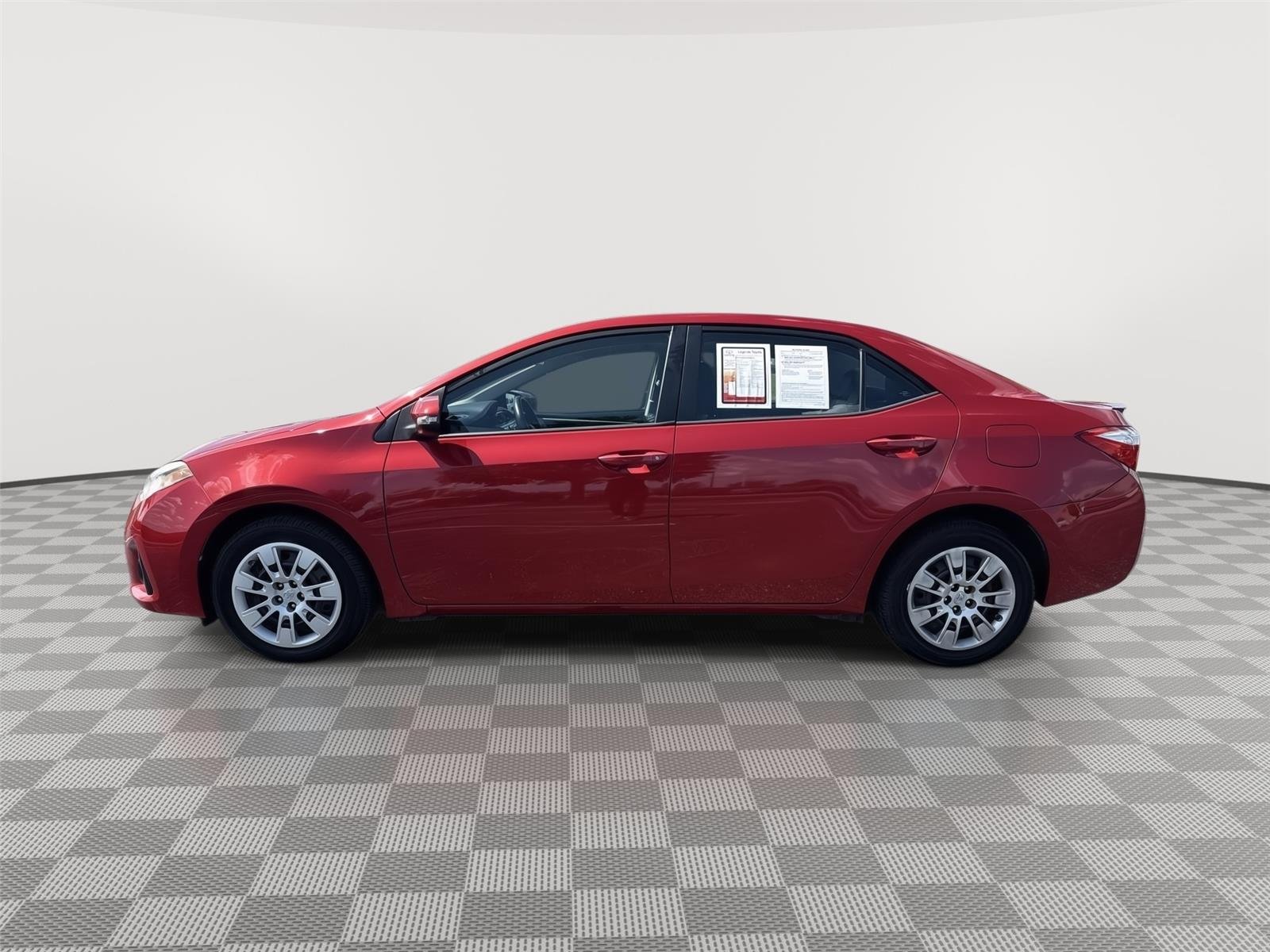 Used 2014 Barcelona Red Metallic Toyota S image 11