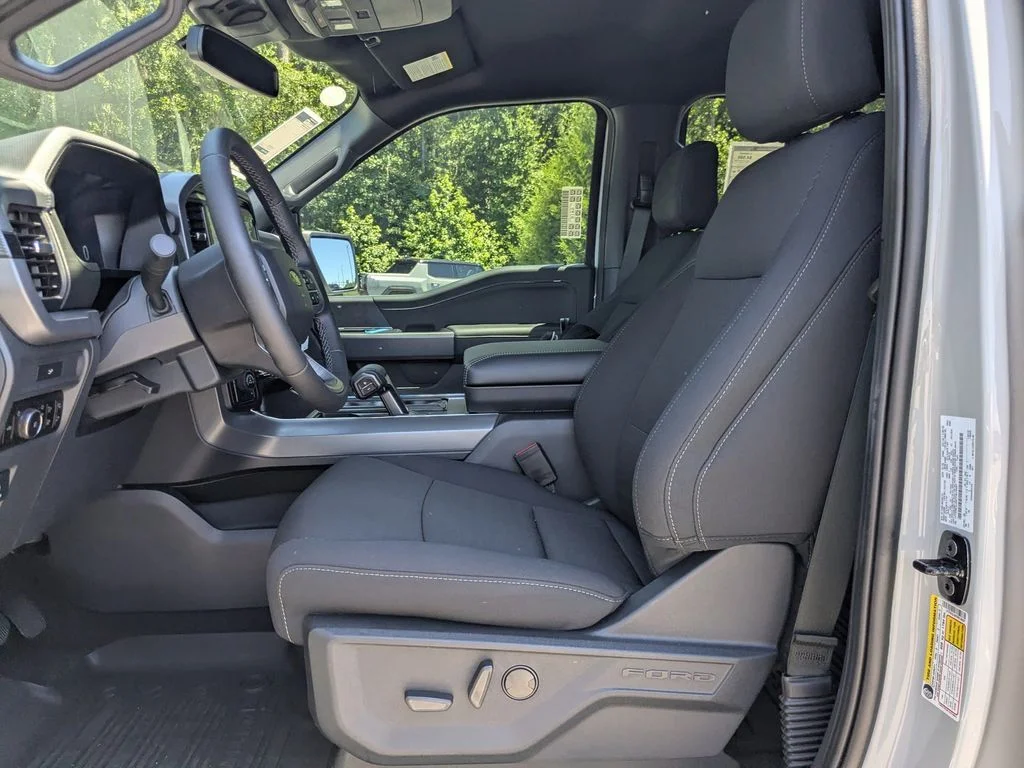 New 2026 Avalanche Ford XLT image 14