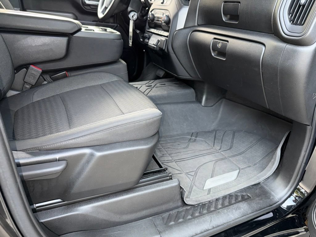 Used 2023 Black Chevrolet Custom image 23