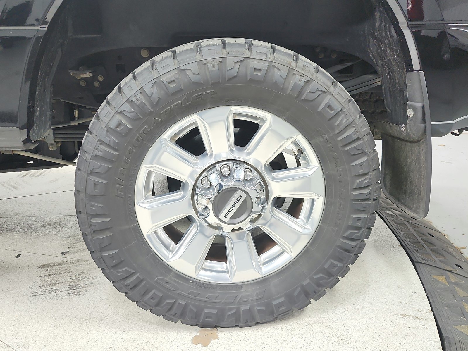 Used 2020 Black Ford Platinum image 20