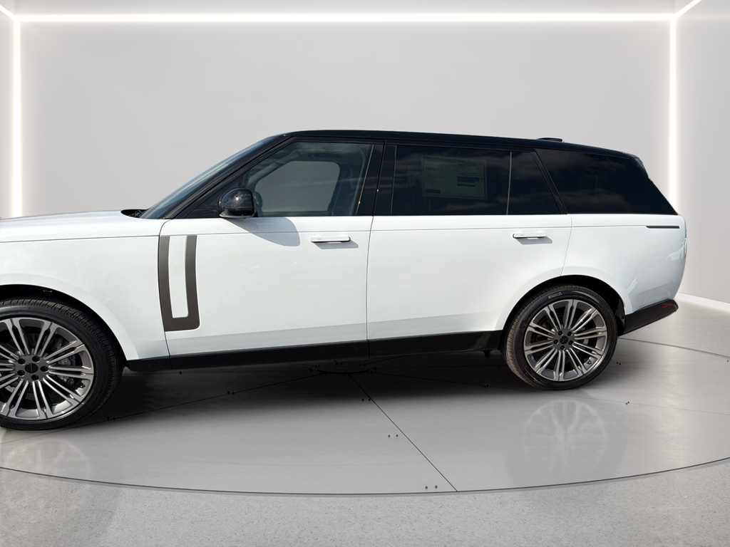 New 2026 Fuji White Land Rover SE image 13