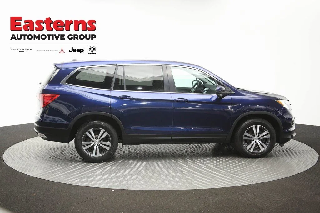 Used 2017 Blue Honda EX-L image 44