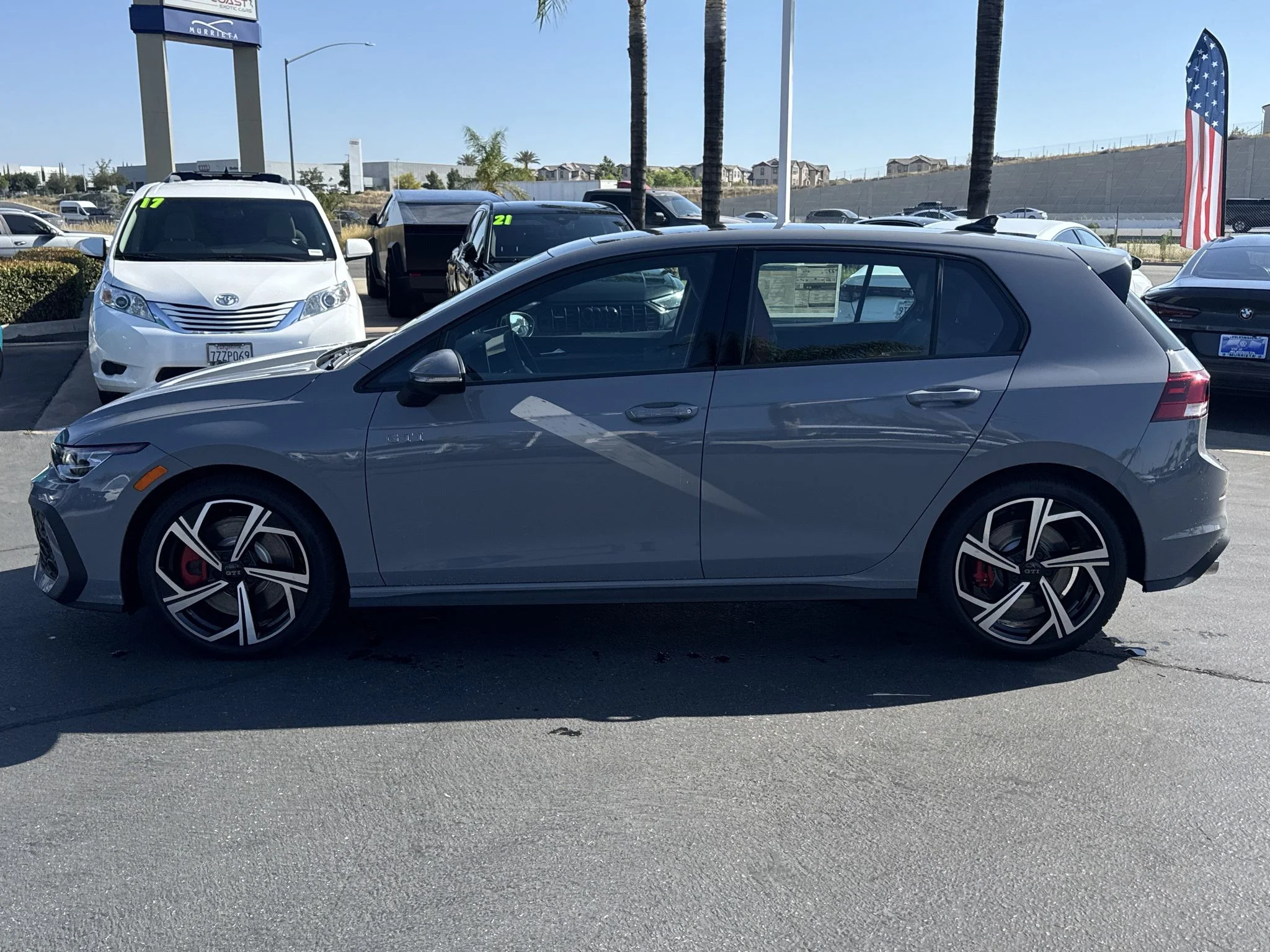 New 2026 Moonstone Gray Volkswagen SE image 5