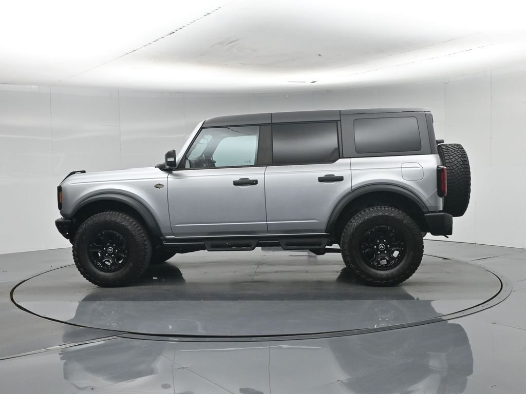 Used 2023 Silver Ford Wildtrak image 33