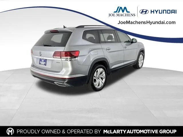 Used 2021  Volkswagen 3.6L V6 SE w/Technology image 6