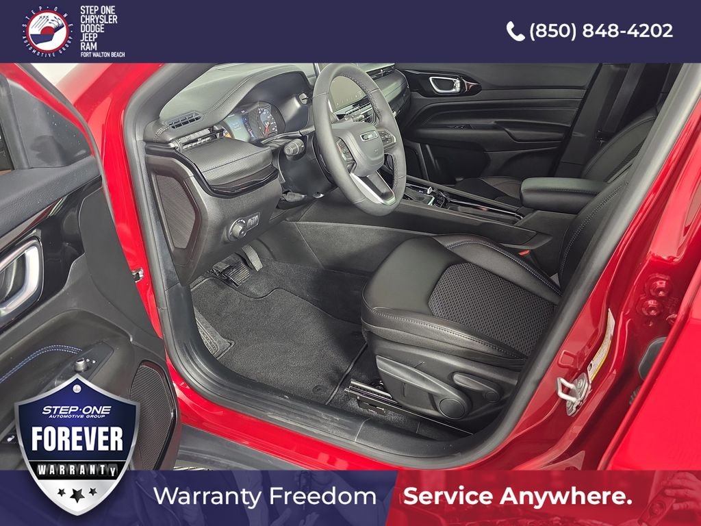 Used 2025 Red Jeep Latitude image 10