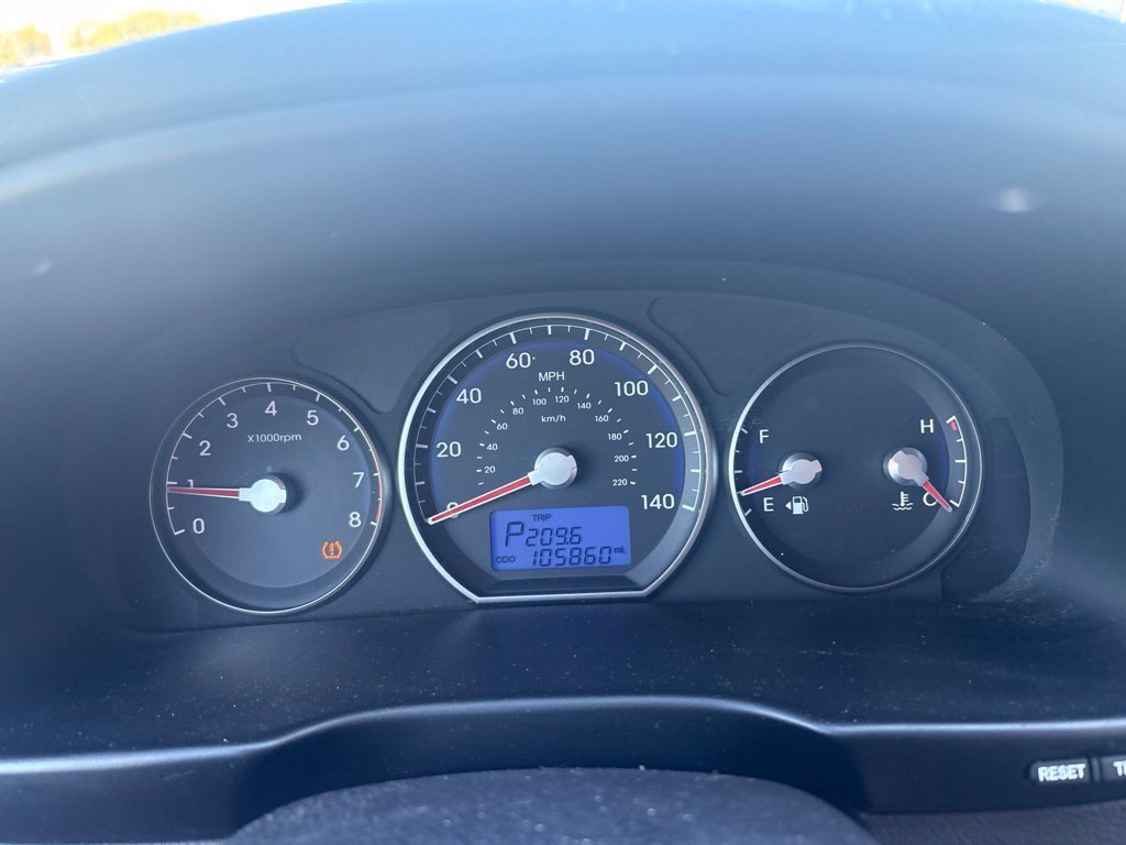 Used 2012 Pacific Blue Pearl Hyundai GLS image 16