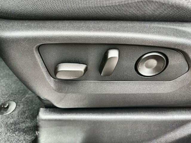 2026 Chevrolet Silverado 1500 photo 22 of 41