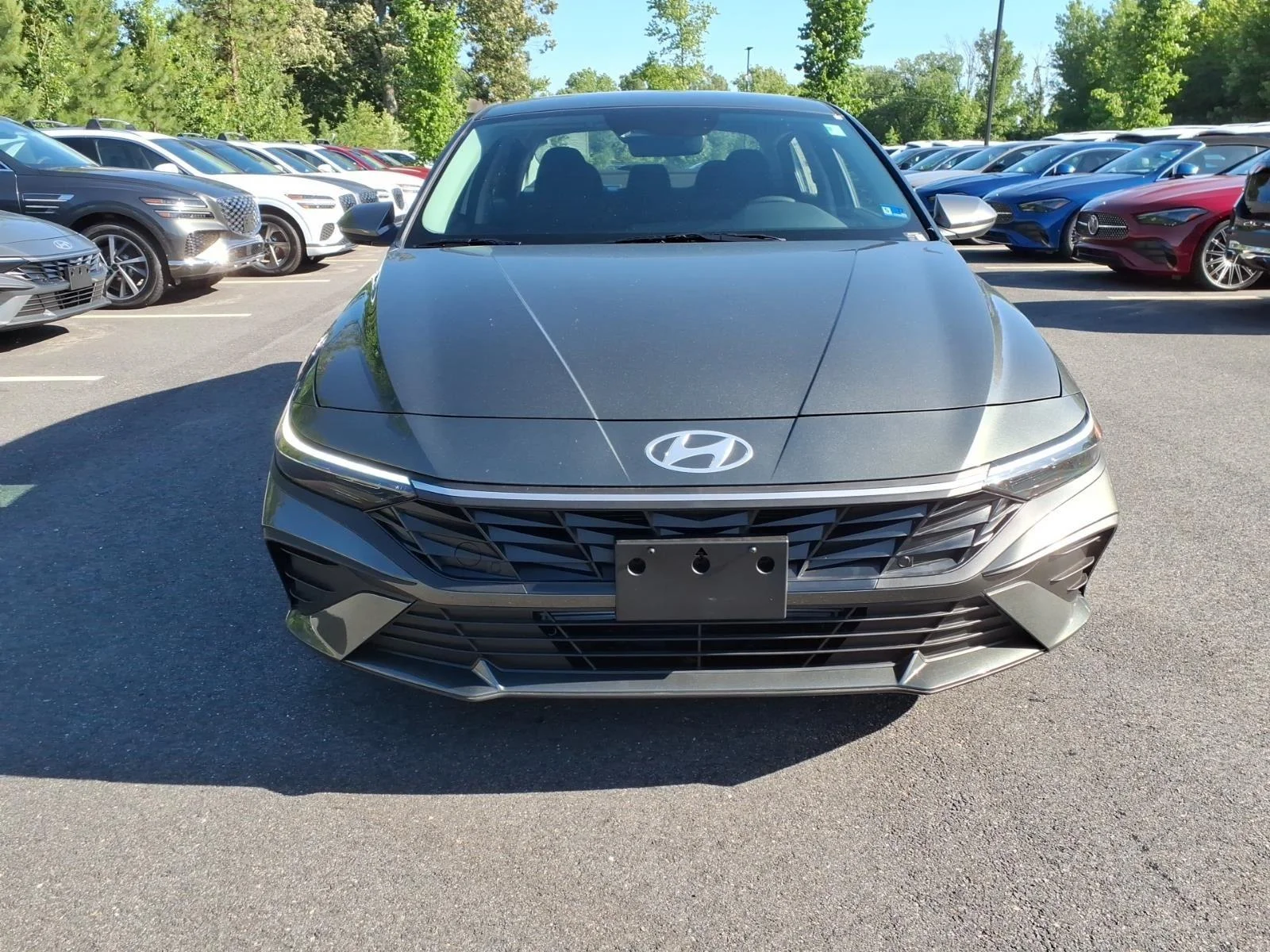 New 2026 Amazon Gray Hyundai SE image 2