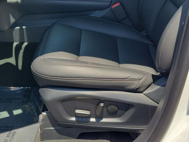Used 2026 Star White Ford Active image 15